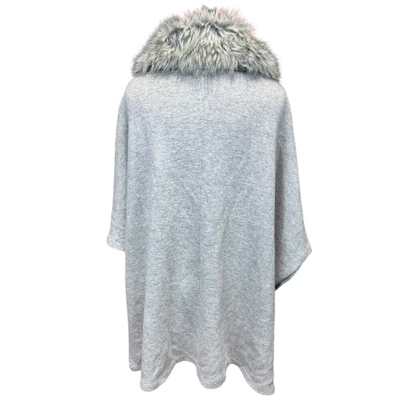 Anthropologie Luii Gray Knit Cape Poncho With Removable Collar Size XL - Picture 4 of 9